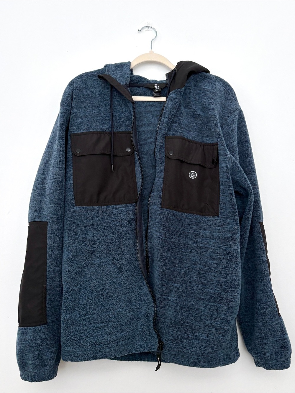 Volcom YZZOLATER LINE Blue Hooded Fleece Jacket with Black Pocket Panels